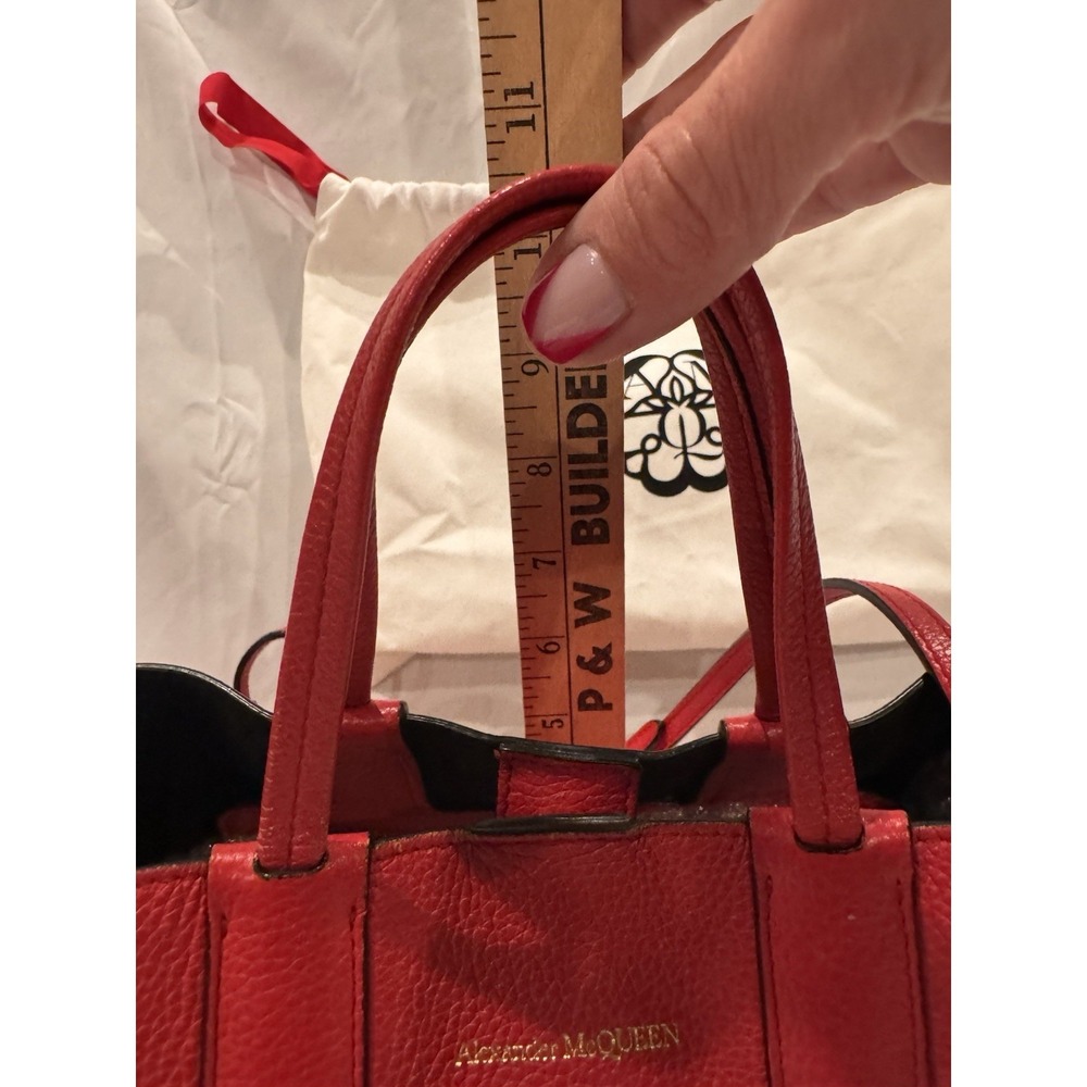 Alexander McQueen Red Pebbled Leather Mini Tote Crossbody Bag Gold Hardware - Picture 12 of 14